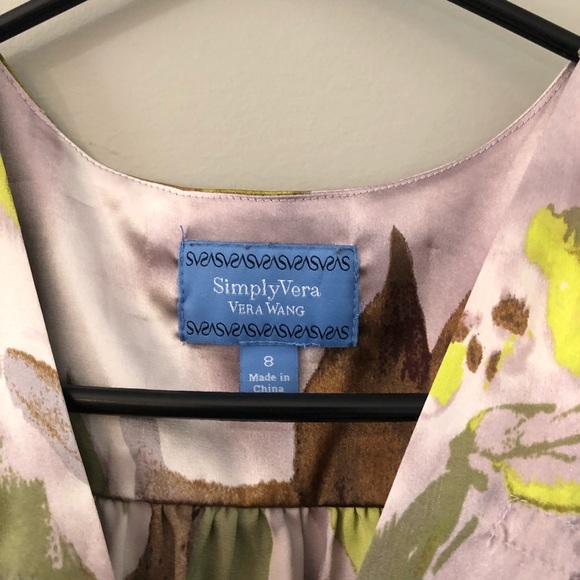 Vera Wang Top - Picture 7 of 8